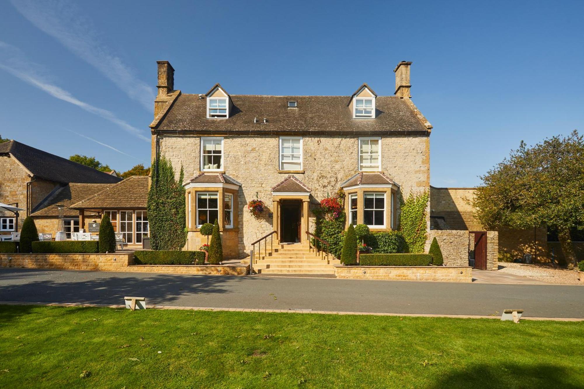 Dormy House Hotel บรอดเวย์ ภายนอก รูปภาพ